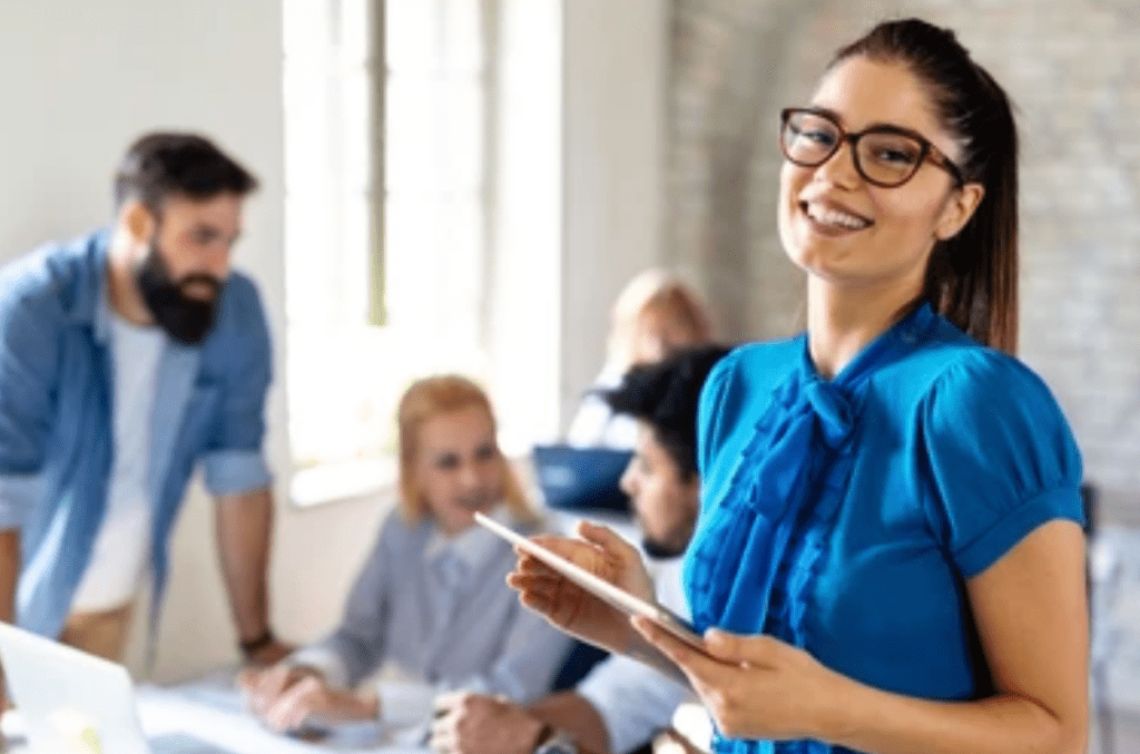 female franchising expert in the office giving a consultation